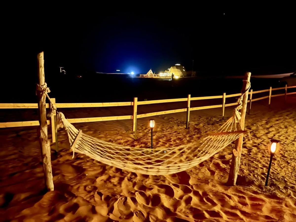 Starry Domes Desert Camp Badīyah Zewnętrze zdjęcie
