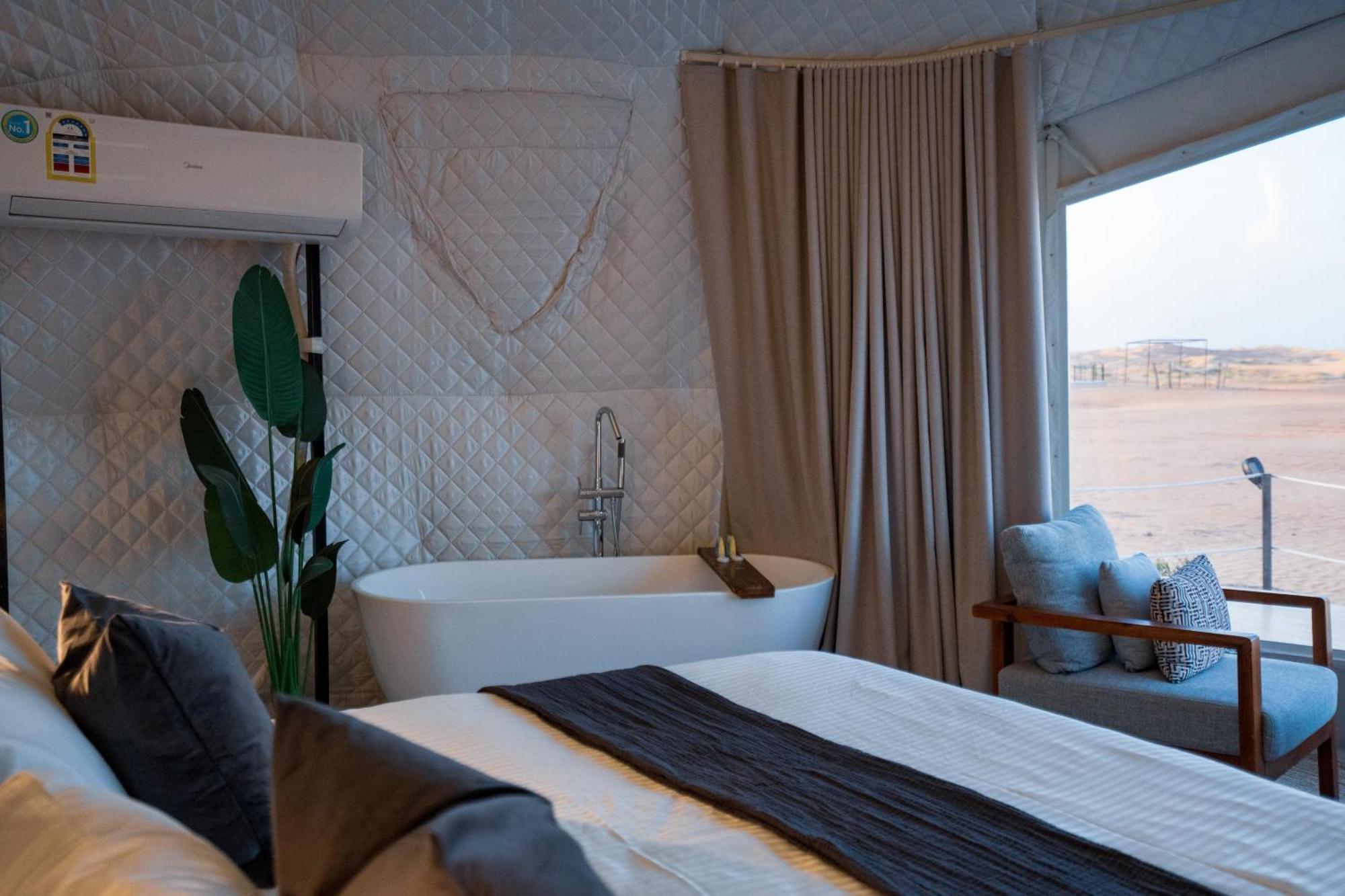 Starry Domes Desert Camp Badīyah Zewnętrze zdjęcie