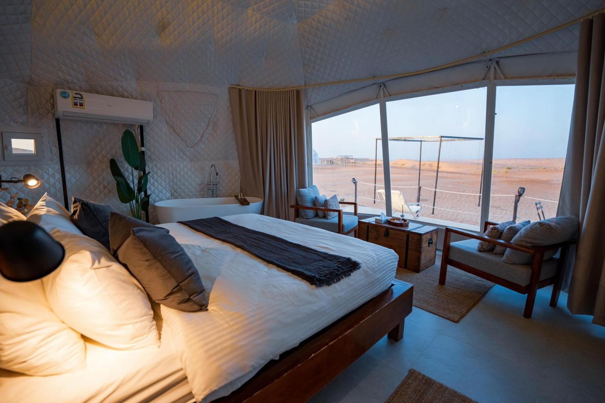 Starry Domes Desert Camp Badīyah Zewnętrze zdjęcie