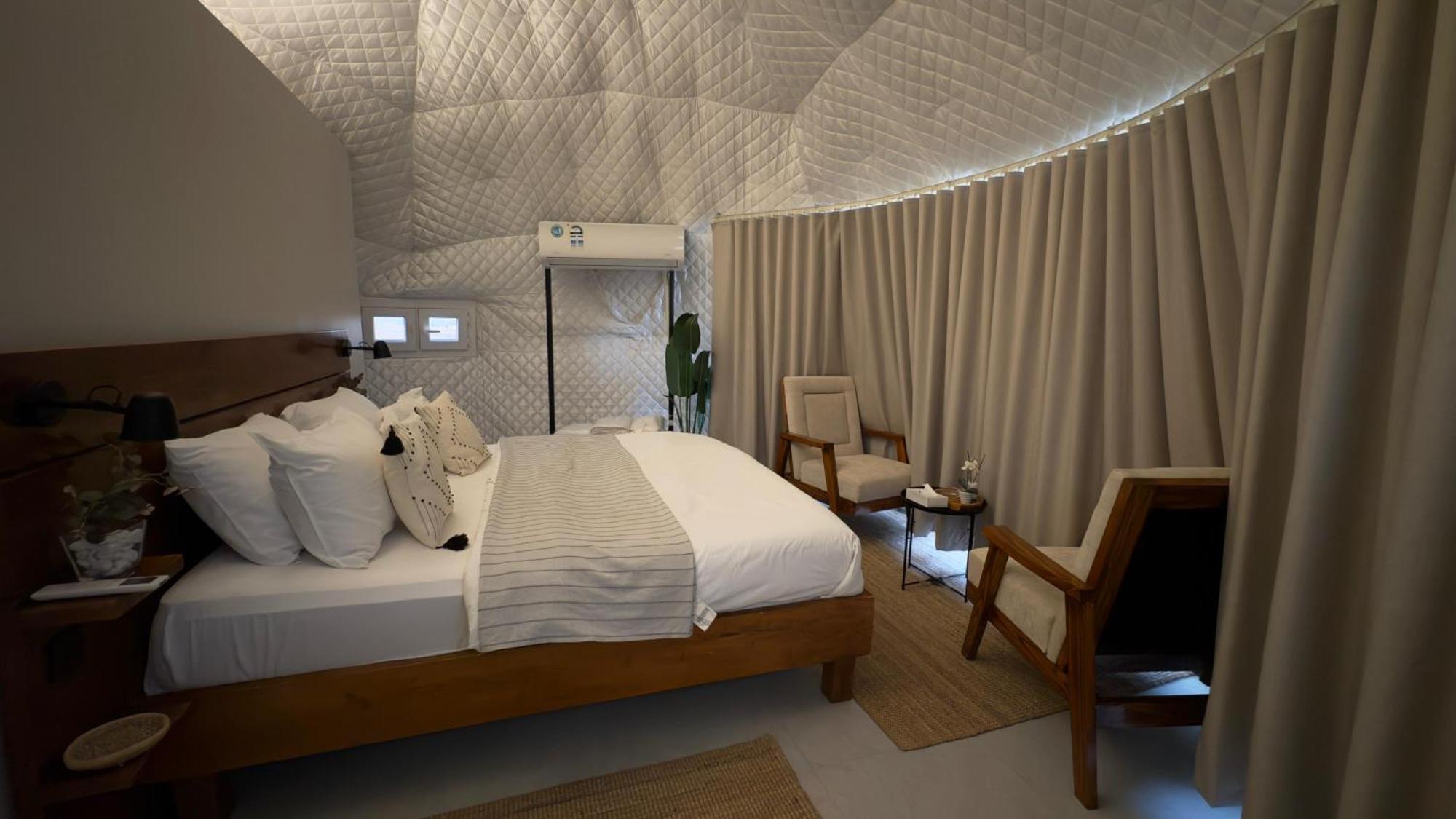 Starry Domes Desert Camp Badīyah Zewnętrze zdjęcie